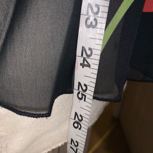 Jonathan Martin Black Floral Blouse - Picture 7 of 9